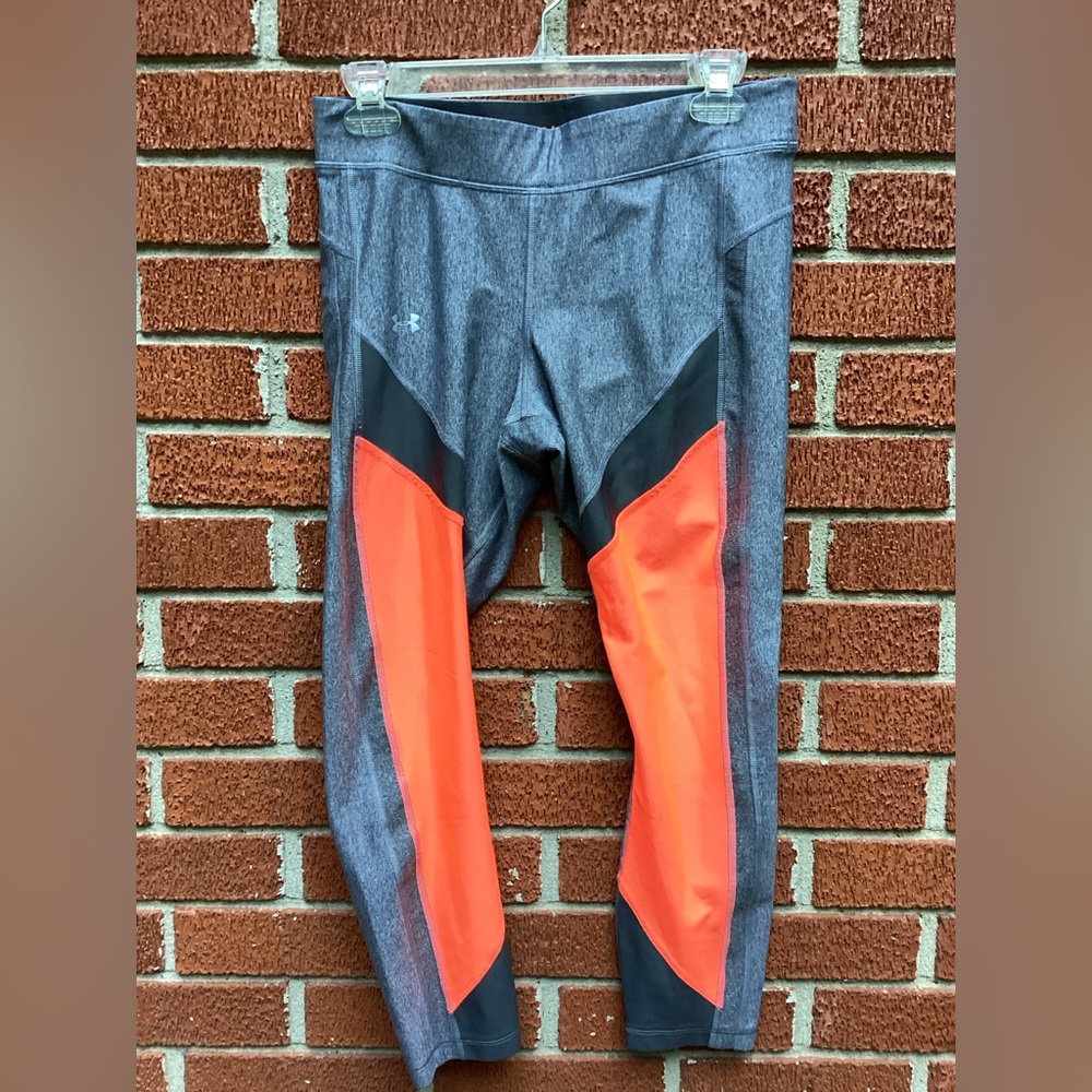 Under Armour compression HeatGear capris